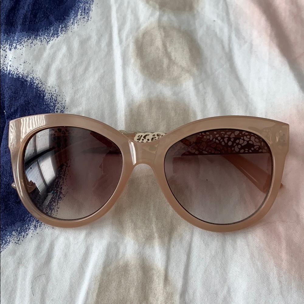 Sun glasses.